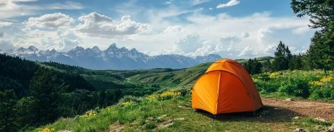 Camping avec piscine et proche de la rivière en Ardèche