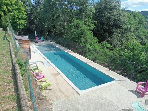 Piscine camping les châtaigniers calme en Ardèche
